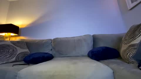 Snapshot of mikeywhite123 chatting on December 25, 2024, 4:44 am mikeywhite123 online show from December 25, 2024, 4:44 am