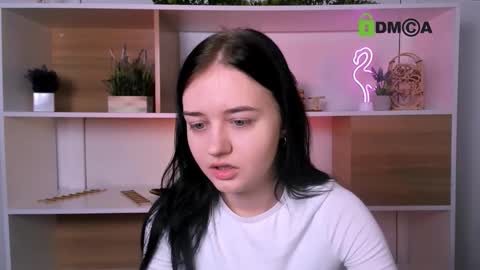 Snapshot of miki_ti chatting on November 5, 2025, 6:02 am miki_ti online show from November 5, 2025, 6:02 am