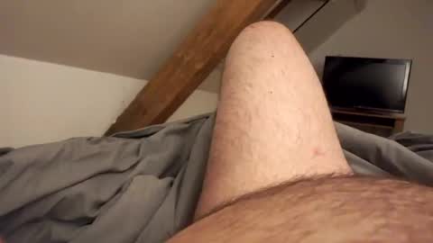 Snapshot of mikou58 chatting on December 10, 2024, 8:49 pm mikou58 online show from December 10, 2024, 8:49 pm