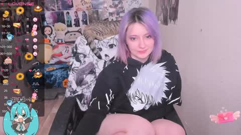 Miku online show from December 6, 2024, 4:47 am