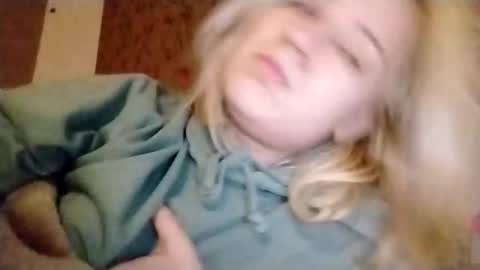 Snapshot of mila_420 chatting on January 6, 2026, 8:23 pm Mila 420 online show from January 6, 2026, 8:23 pm