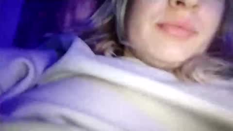 Mila 420 online show from February 6, 2026, 6:33 pm