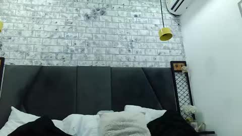 Snapshot of mila_adamss chatting on January 7, 2025, 10:54 am mila_adamss online show from January 7, 2025, 10:54 am