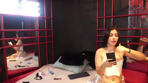 Snapshot of mila_and_nia chatting on November 2, 2025, 2:58 am Mila and Nia online show from November 2, 2025, 2:58 am