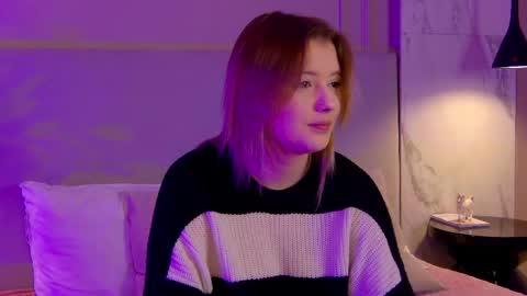 mila_blum online show from April 30, 2026, 8:57 pm