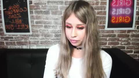 Camilla online show from September 27, 2025, 1:54 am