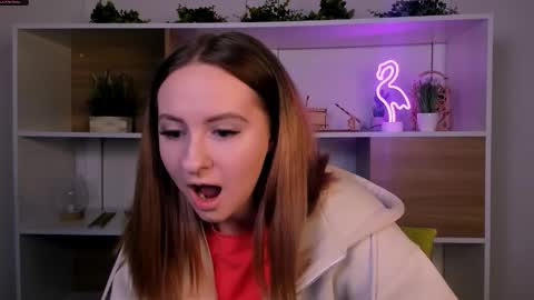 mila_glow online show from October 21, 2025, 7:14 pm