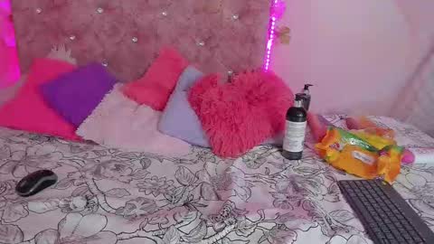 Snapshot of mila_grace_ chatting on September 24, 2025, 6:44 pm mila_grace_ online show from September 24, 2025, 6:44 pm