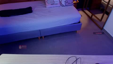 Snapshot of mila_kiitty chatting on March 1, 2026, 11:01 am Milena online show from March 1, 2026, 11:01 am