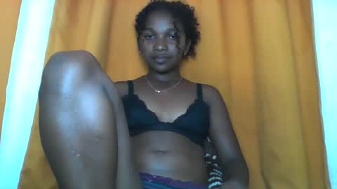 mila_lunah online show from March 11, 2026, 6:19 am
