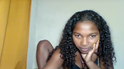 mila_lunah online show from March 31, 2026, 12:56 am