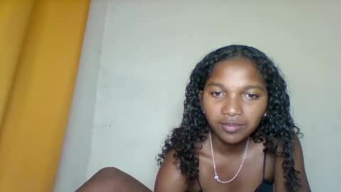 mila_lunah online show from April 7, 2026, 2:50 pm