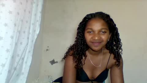 mila_lunah online show from May 3, 2026, 9:48 am