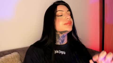 Snapshot of mila_monty__ chatting on February 3, 2026, 9:36 am online show from February 3, 2026, 9:36 am