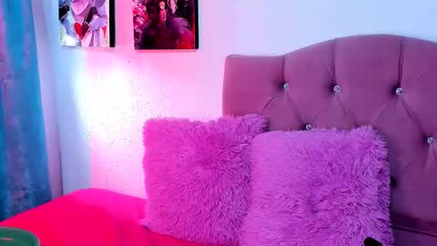 Snapshot of mila_nixon01 chatting on January 16, 2026, 4:33 pm MILA online show from January 16, 2026, 4:33 pm