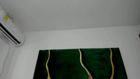 Snapshot of mila_petiteasm chatting on June 24, 2026, 12:37 pm mila_petiteasm online show from June 24, 2026, 12:37 pm
