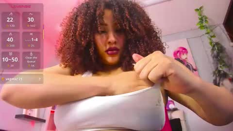 Snapshot of mila_rozze chatting on October 15, 2025, 1:11 pm online show from October 15, 2025, 1:11 pm