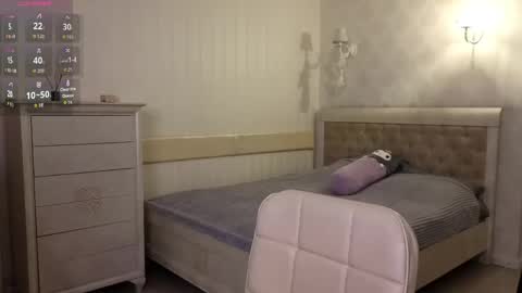 Snapshot of mila_vey chatting on May 7, 2026, 6:57 pm Milana online show from May 7, 2026, 6:57 pm