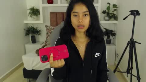 Snapshot of milaa_star chatting on February 7, 2026, 4:16 am milaa_star online show from February 7, 2026, 4:16 am