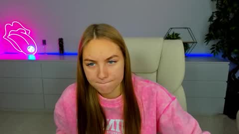 Milla online show from November 16, 2025, 6:30 am