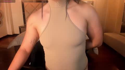 Snapshot of milacoleman chatting on January 18, 2026, 11:08 pm Mila online show from January 18, 2026, 11:08 pm