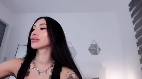 Mila       online show from May 30, 2026, 9:56 pm