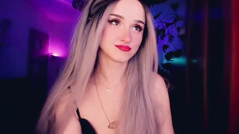 MiladyJolie online show from October 21, 2025, 6:14 am