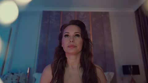 Snapshot of miladystarlight chatting on February 1, 2026, 5:11 pm online show from February 1, 2026, 5:11 pm