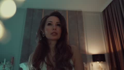 Snapshot of miladystarlight chatting on February 21, 2026, 5:58 pm online show from February 21, 2026, 5:58 pm