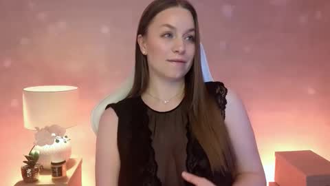 Mila Fleur online show from March 25, 2026, 3:07 pm