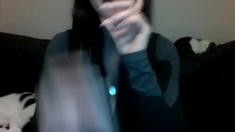 MilaGabor online show from December 4, 2025, 7:00 pm