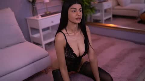 Mila online show from May 3, 2026, 7:31 pm