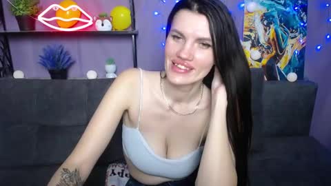 Snapshot of milaloona chatting on January 27, 2025, 5:04 pm Milaloona online show from January 27, 2025, 5:04 pm