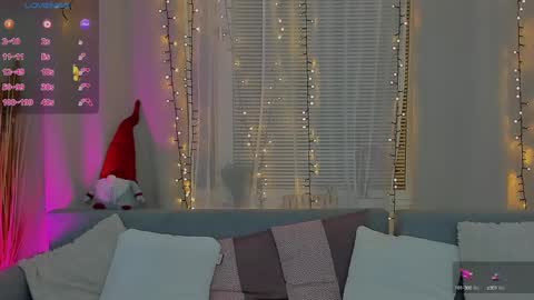 Mila online show from December 20, 2024, 1:58 am