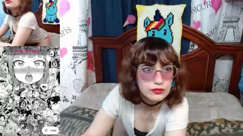 Mila-Lunala online show from October 15, 2025, 6:19 pm