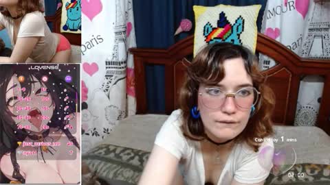 Mila-Lunala online show from November 11, 2025, 9:26 pm