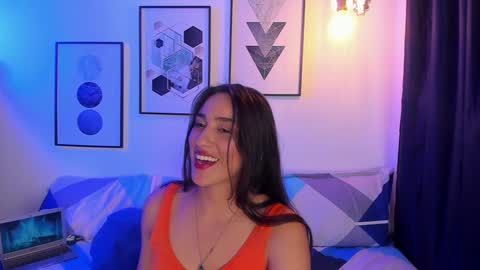 Snapshot of milan_roux chatting on December 2, 2024, 11:51 pm Milane online show from December 2, 2024, 11:51 pm