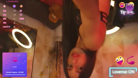 Snapshot of milan_roux chatting on January 13, 2026, 3:01 am Milane online show from January 13, 2026, 3:01 am