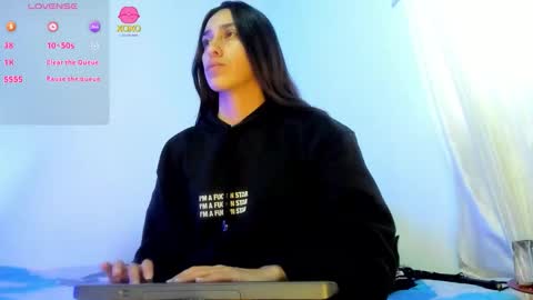 Snapshot of milan_roux chatting on February 12, 2026, 11:49 am Milane online show from February 12, 2026, 11:49 am