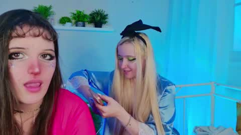 Milana online show from December 14, 2025, 7:14 am