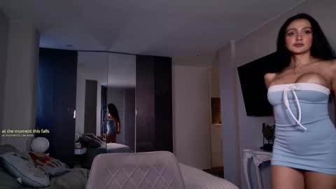 Snapshot of milana_desire chatting on February 27, 2026, 10:43 pm milana online show from February 27, 2026, 10:43 pm