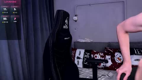 Snapshot of milana_sexwife chatting on February 11, 2026, 12:04 am Dan and Milana online show from February 11, 2026, 12:04 am