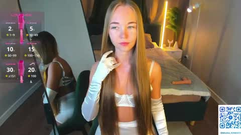 Snapshot of milana_sorrento chatting on May 18, 2026, 1:13 am Milana online show from May 18, 2026, 1:13 am