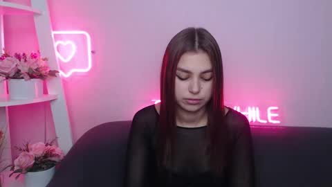 milanaangelas online show from January 17, 2025, 5:42 am