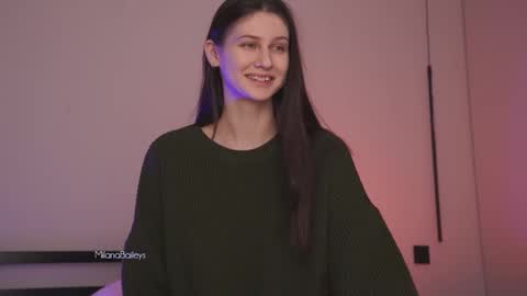 Snapshot of milanabaileys chatting on December 4, 2024, 3:43 pm Milana online show from December 4, 2024, 3:43 pm
