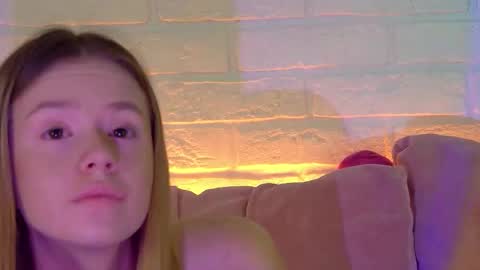 Snapshot of milanabalmain chatting on November 17, 2025, 4:51 am MilanaBalmain online show from November 17, 2025, 4:51 am