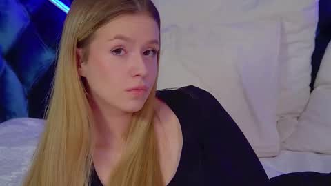 Snapshot of milanabalmain chatting on November 23, 2025, 4:56 am MilanaBalmain online show from November 23, 2025, 4:56 am