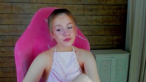 MilanaBalmain online show from March 2, 2026, 4:14 am