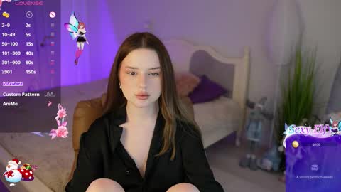 Snapshot of milanamoons chatting on January 13, 2026, 9:36 am milanamoons online show from January 13, 2026, 9:36 am