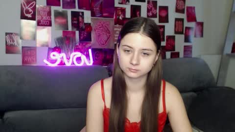 Snapshot of milanaroz chatting on November 20, 2025, 5:51 am milanaroz online show from November 20, 2025, 5:51 am